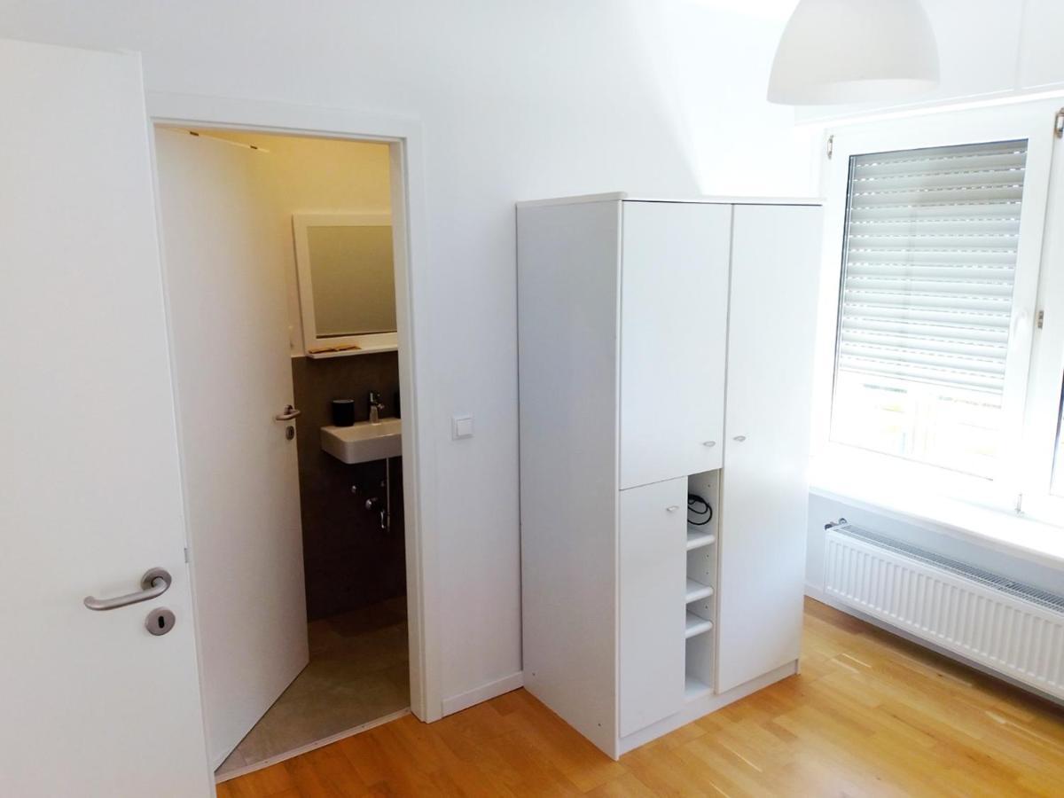 Zentrale Ruhige Lage Mit Parkplatz Und Terrasse Leilighet Bad Honnef Eksteriør bilde